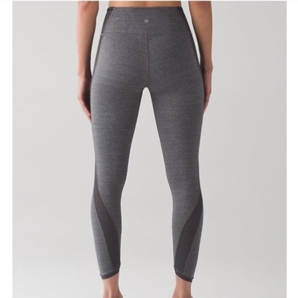 lululemon featherlight tight - Picture 2 of 6